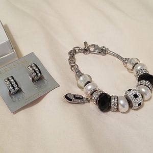 Bella Perlina charm bracelet and free earrings